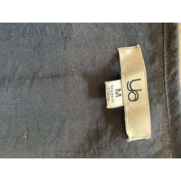 Ya Black Ruffled ButtonUp Summer Tank Romper. Size Medium. - Picture 5 of 6